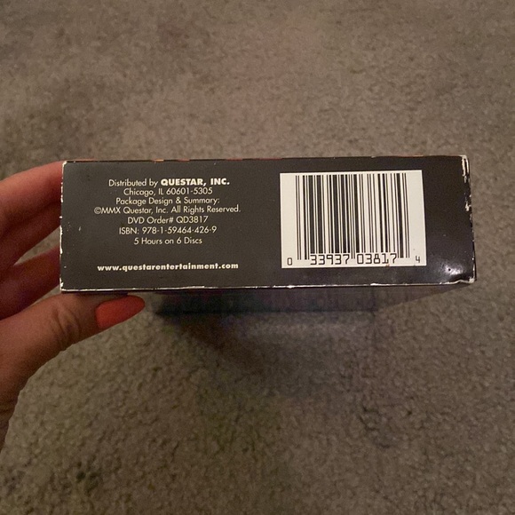 NWT DVD Box Set- Disney Parks:The Secrets, Stories, and Magic Behind the Scenes - Picture 5 of 7